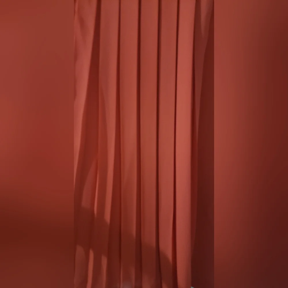 Zara Basic - bright red Back pleated dress with zipper - Picture 3 of 5